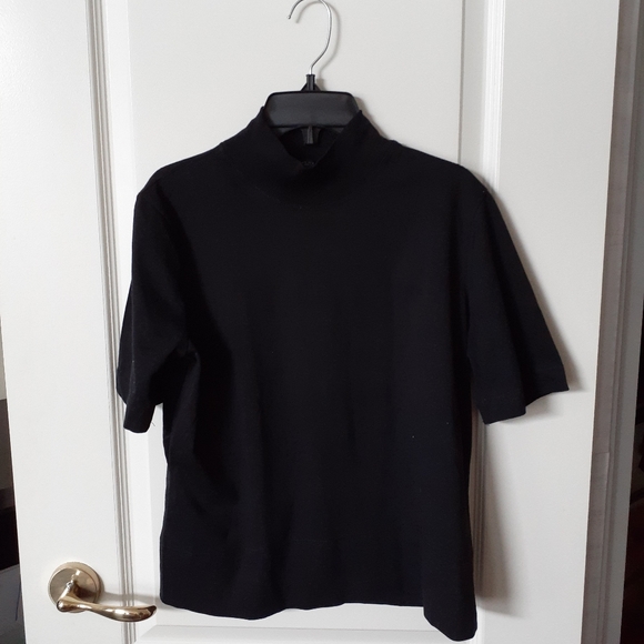 Zara mock neck t-shirt - Picture 1 of 4